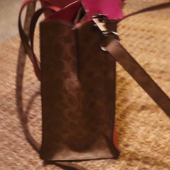 Coach Pink and Tan Tote Bag with Structured Design - Picture 7 of 12